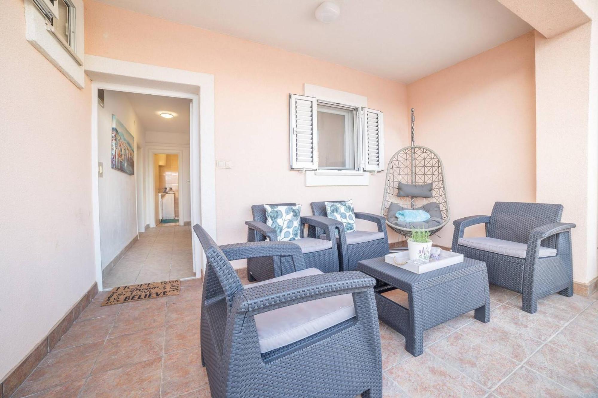 Nikol Apartman Vodice Kültér fotó