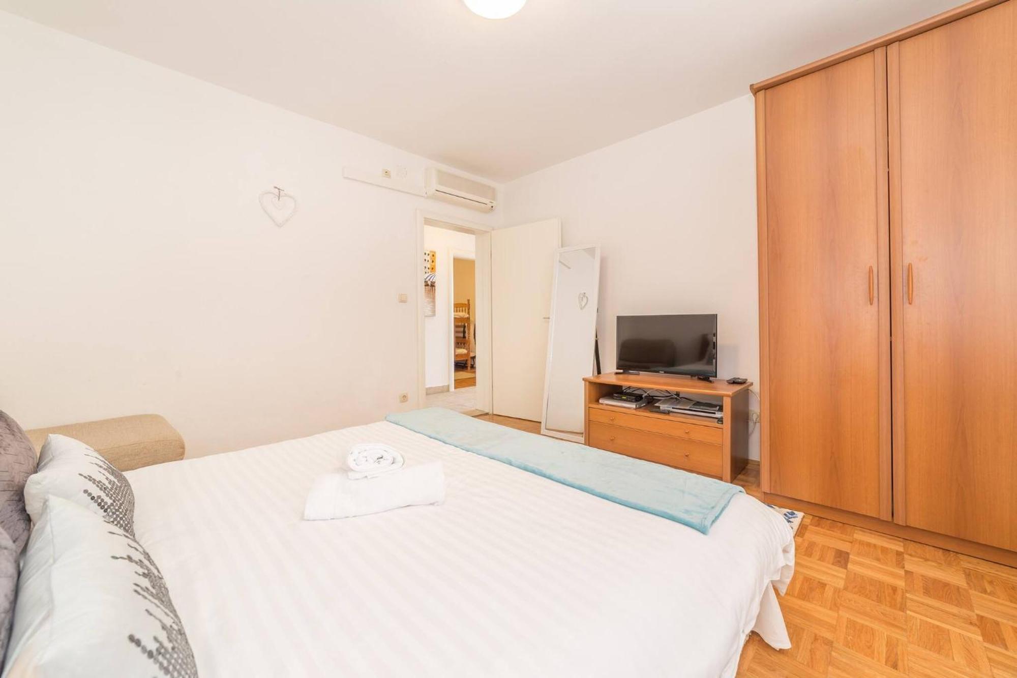 Nikol Apartman Vodice Kültér fotó