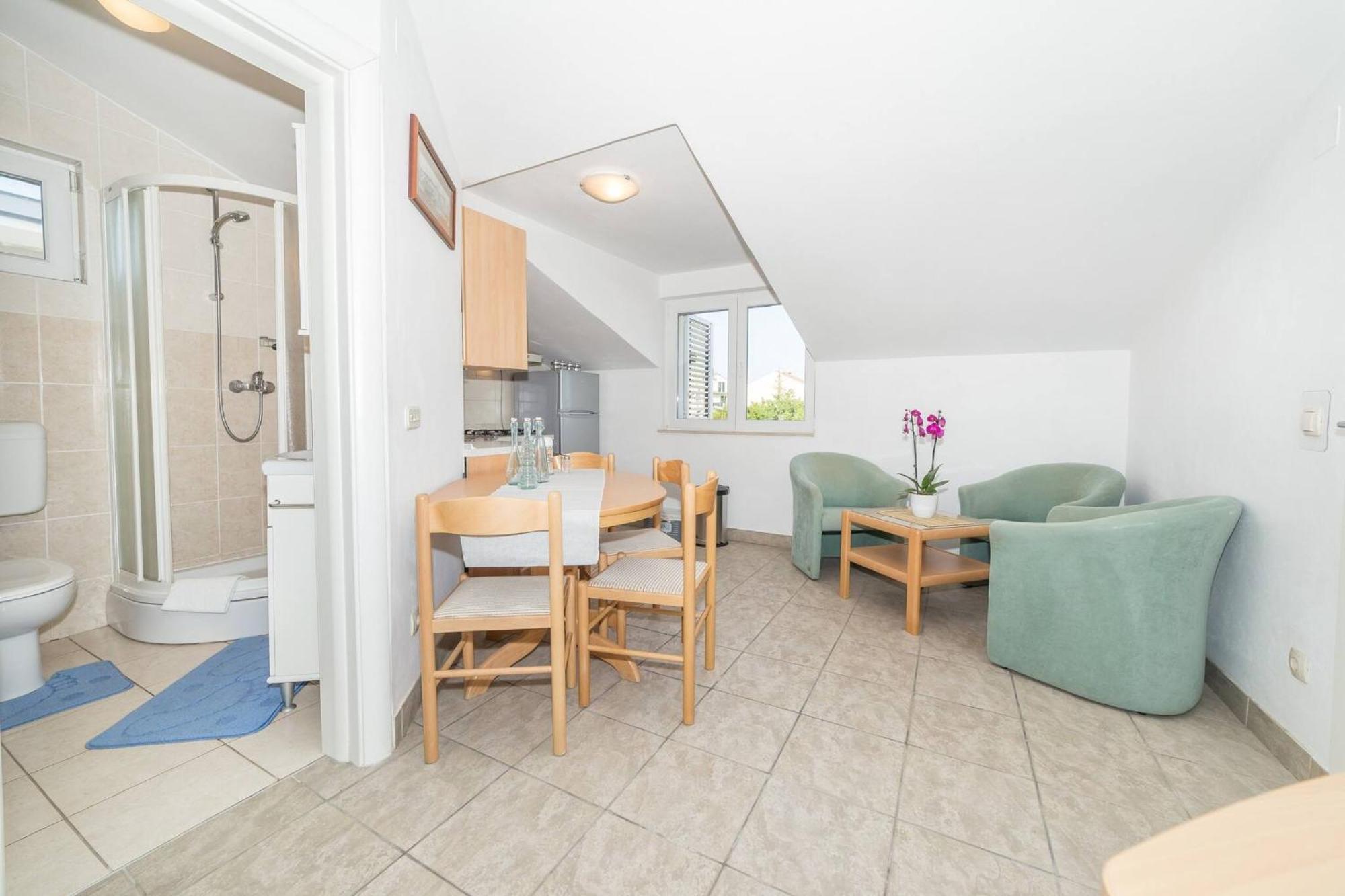 Nikol Apartman Vodice Kültér fotó